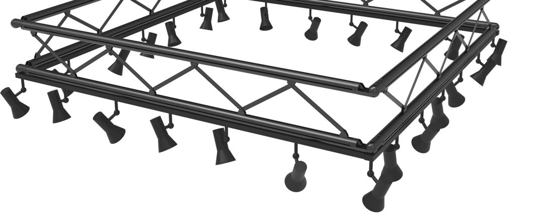 Hang spanningrail aan de liggers